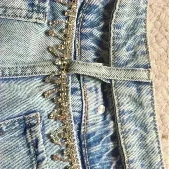 Twelve Jeans, size 30 with rhinestone back - Picture 3 of 6